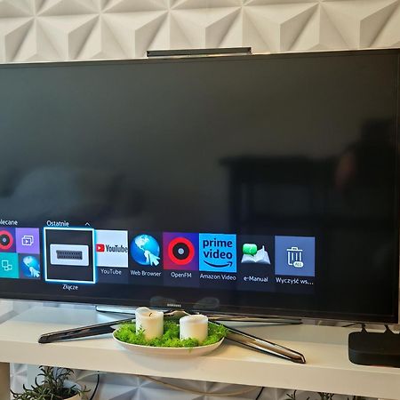Apartament Guner Belchatow Bagian luar foto