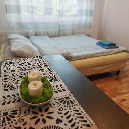 Apartament Guner Belchatow Bagian luar foto