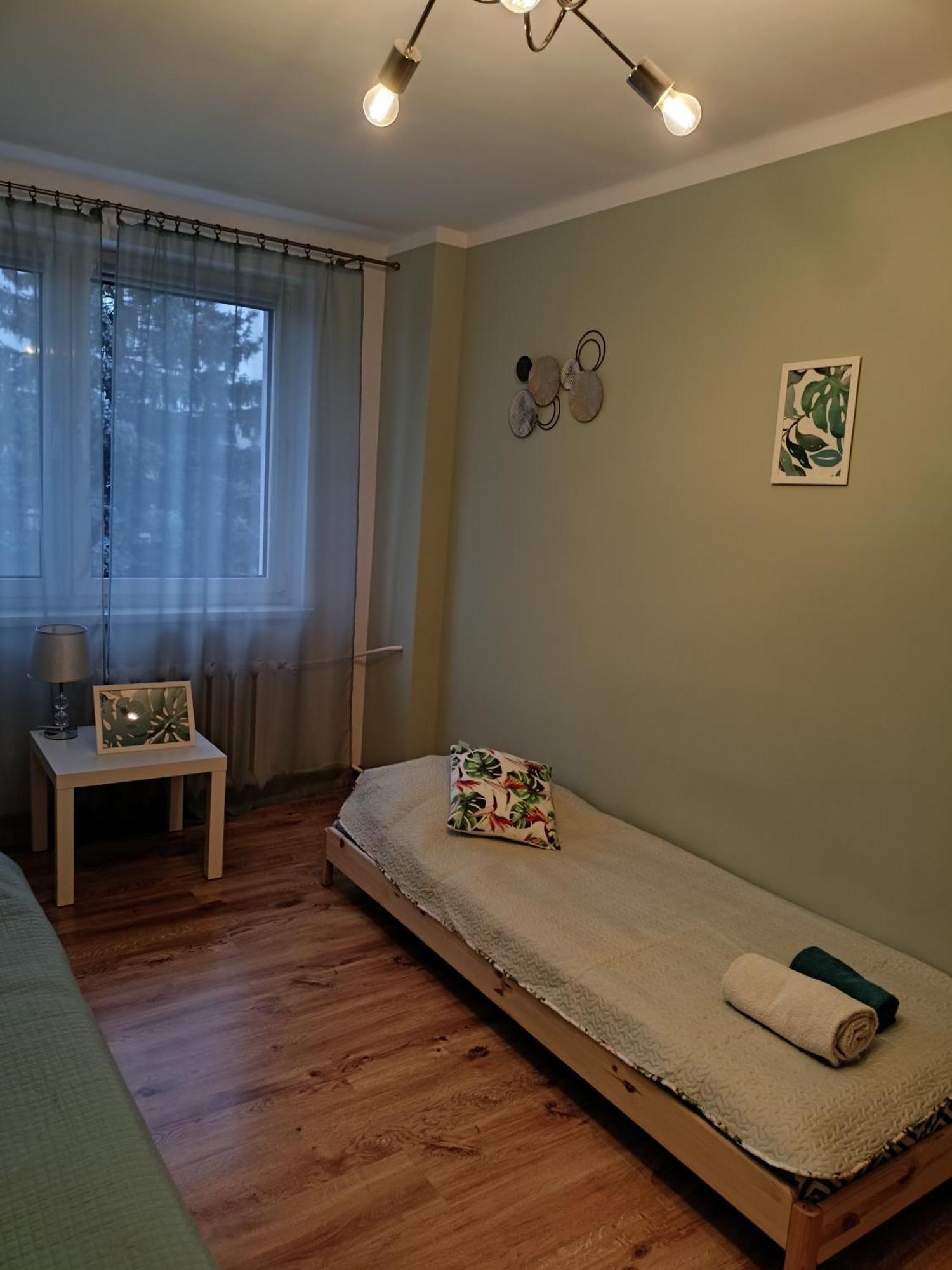 Apartament Guner Belchatow Bagian luar foto