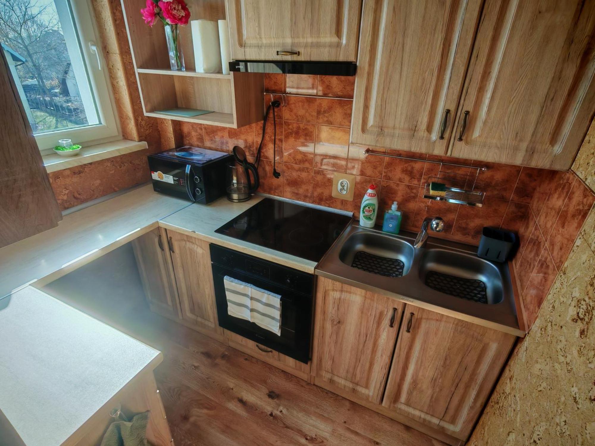 Apartament Guner Belchatow Bagian luar foto
